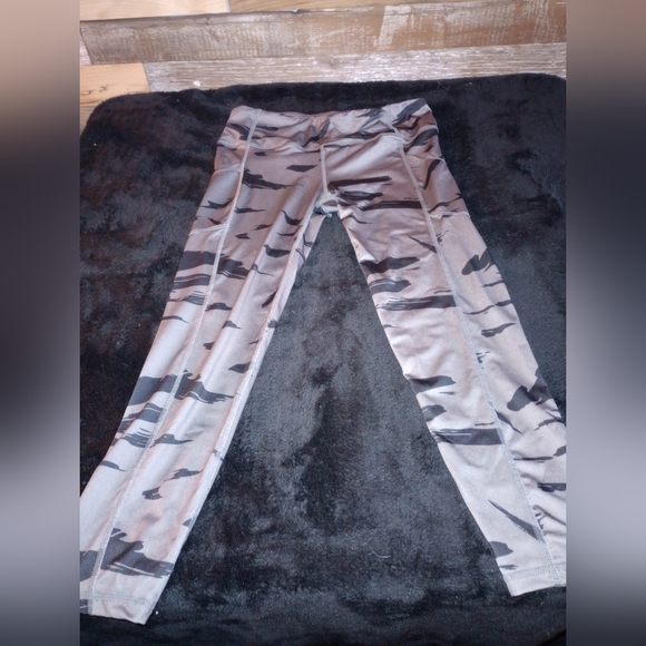 Women's Capri leggings - Picture 1 of 6